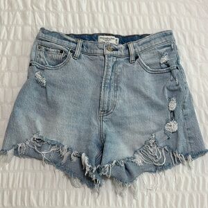 Abercrombie & Fitch The 4" High Rise Mom Short - Size 29